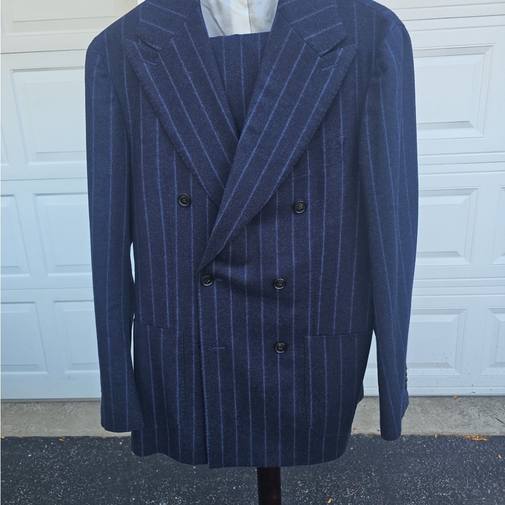 Pre-Loves | Jort | Navy Pinstripe Double-Breasted Suit